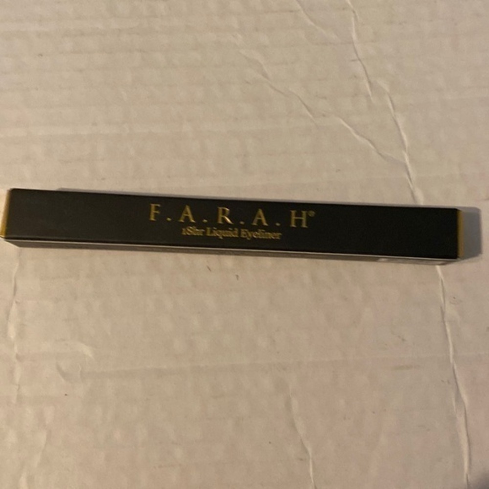 F.A.R.A.H  Liquid Eyeliner  Black Velvet